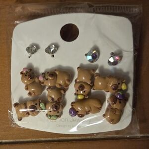 Cute Capybara 6 Sets of Earrings
